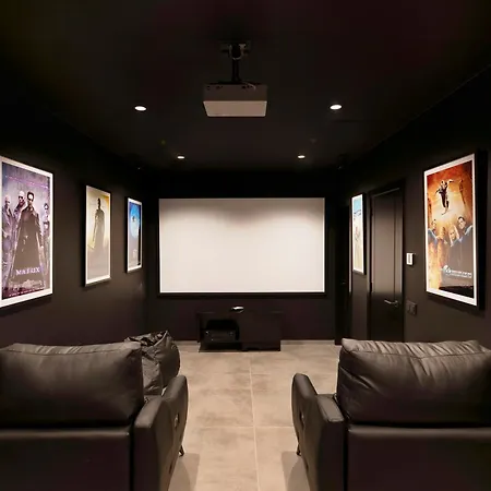 Villa Infinity
